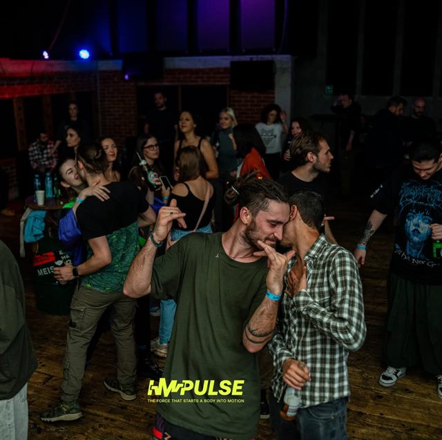 Photo 2 from IMPULSE #00